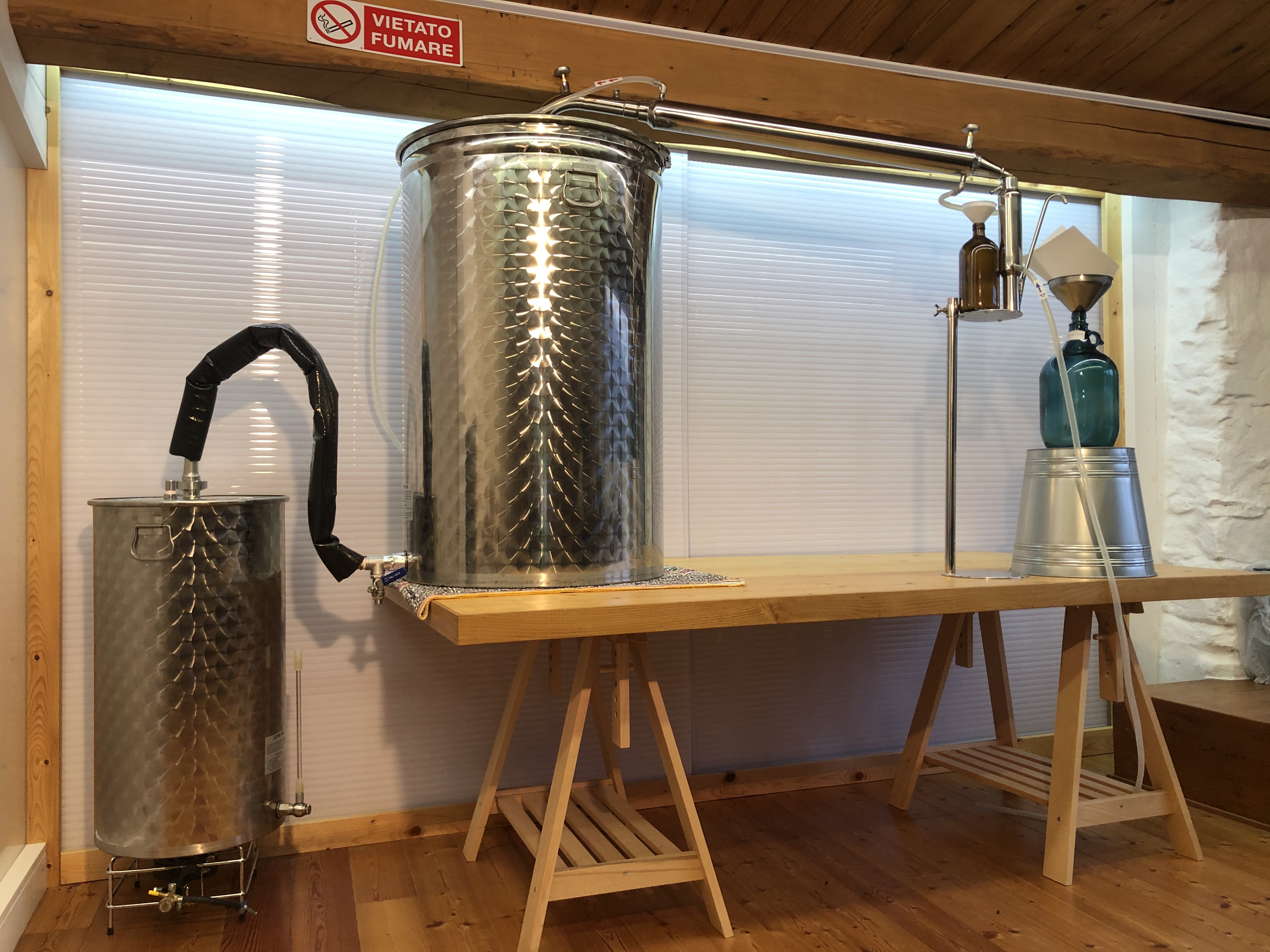 Estrattore-Distillatore per Oli essenziali e Idrolati